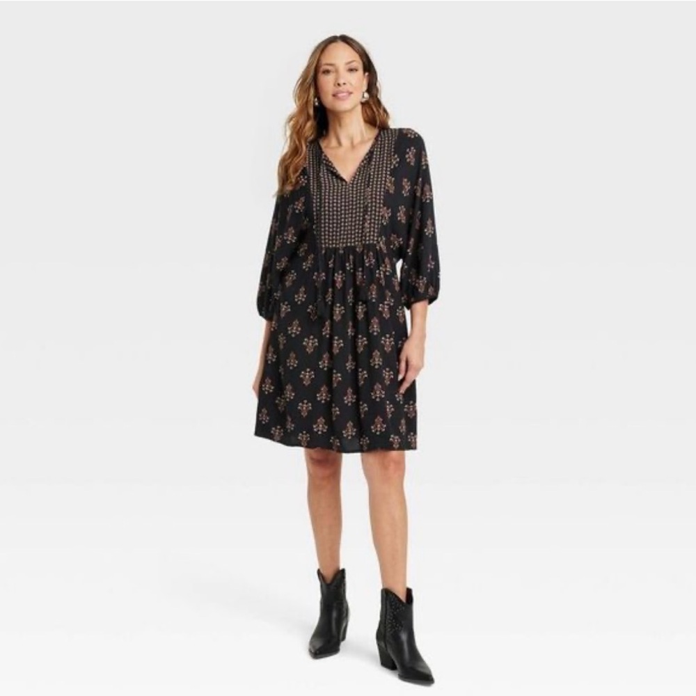 NWT Knox Rose Dress